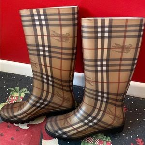 Burberry rain boots